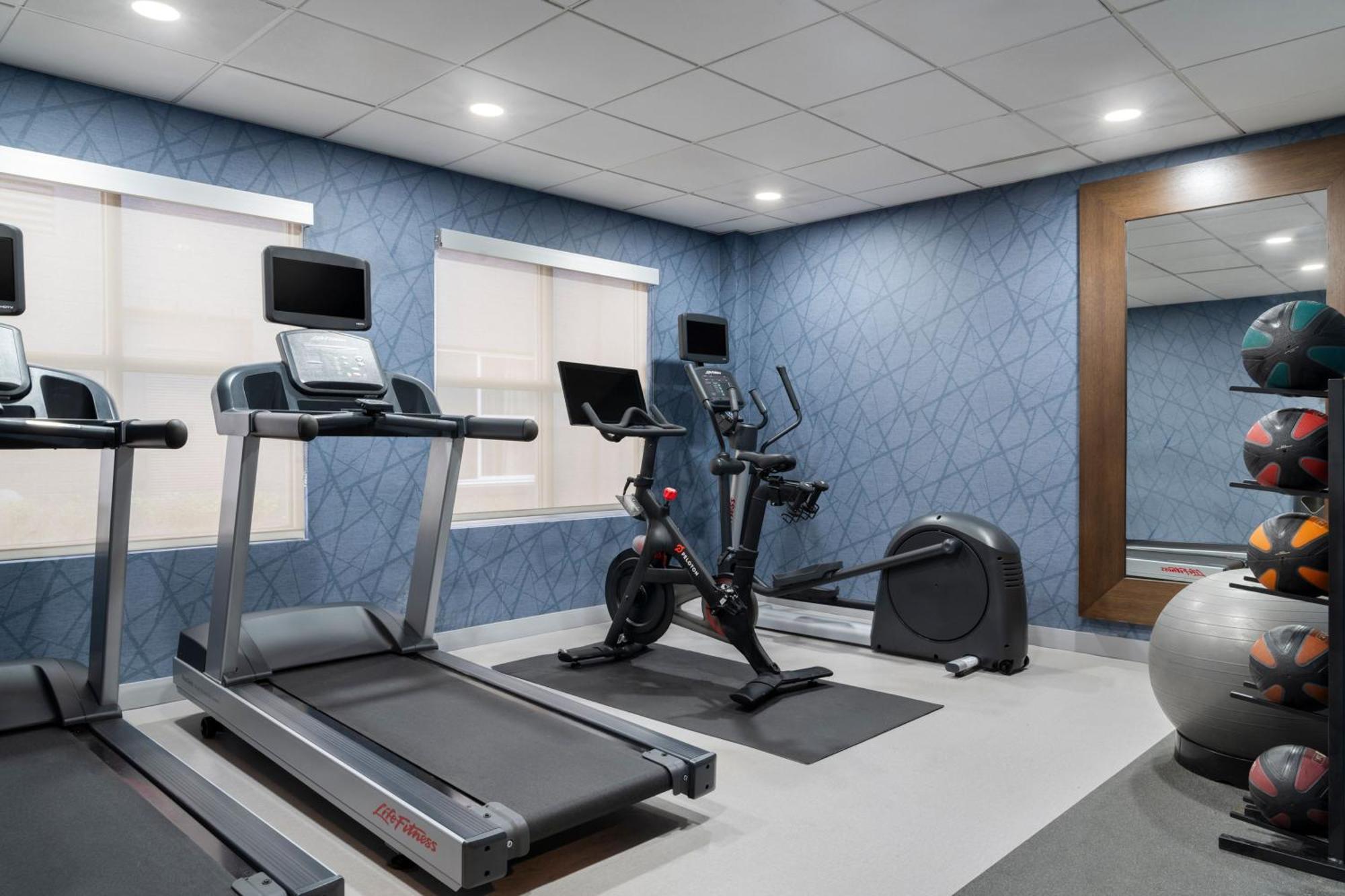 Homewood Suites By Hilton Chester Dış mekan fotoğraf